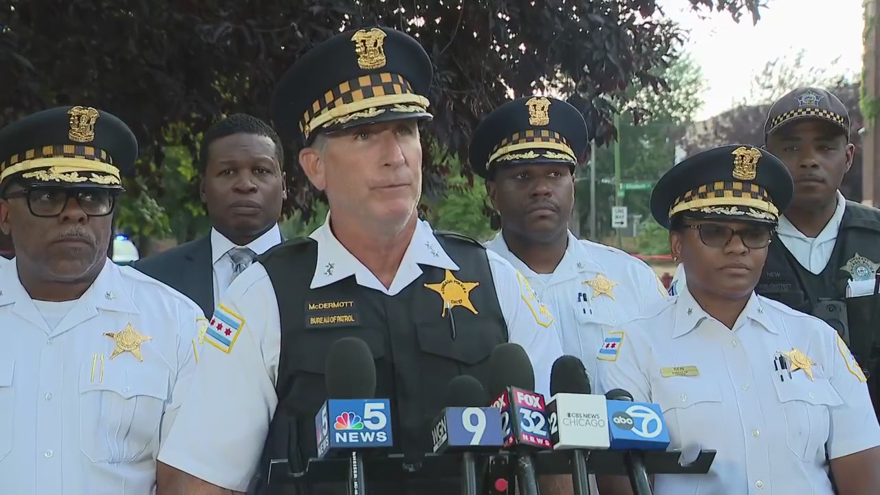 Chicago police provide update on 4 shot, including child