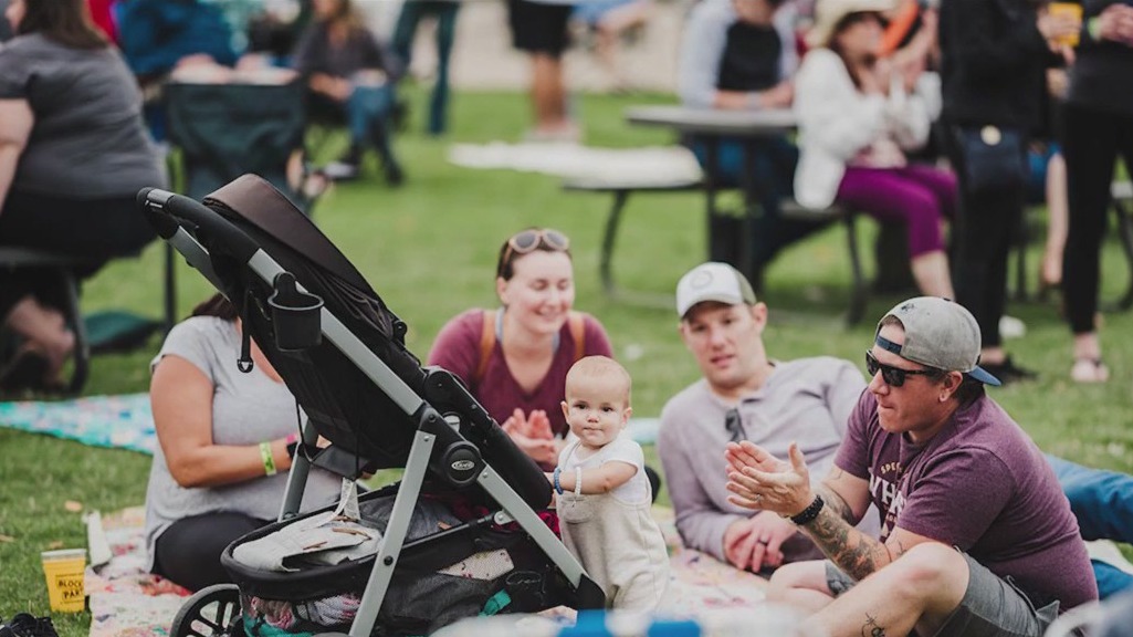 Batavia community block party celebrates end of summer