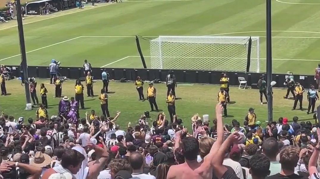 Fans fill Rose Bowl stands for Club World Cup
