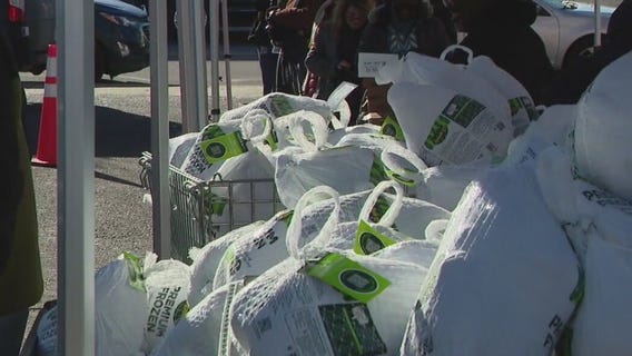 Turkey giveaway draws huge crowds