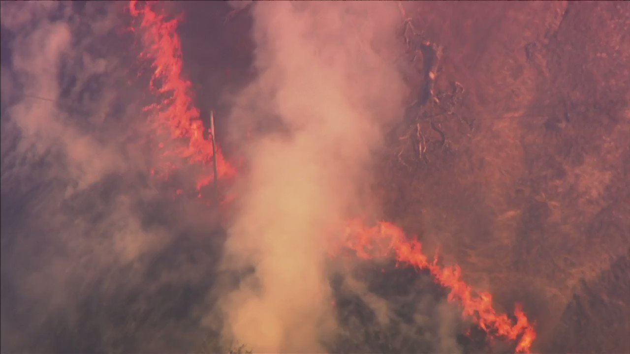 SkyFOX over the Kincade Fire, Saturday afternoon