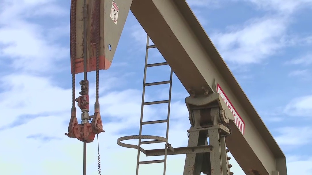 Oil prices keep rising, show no signs of slowing down