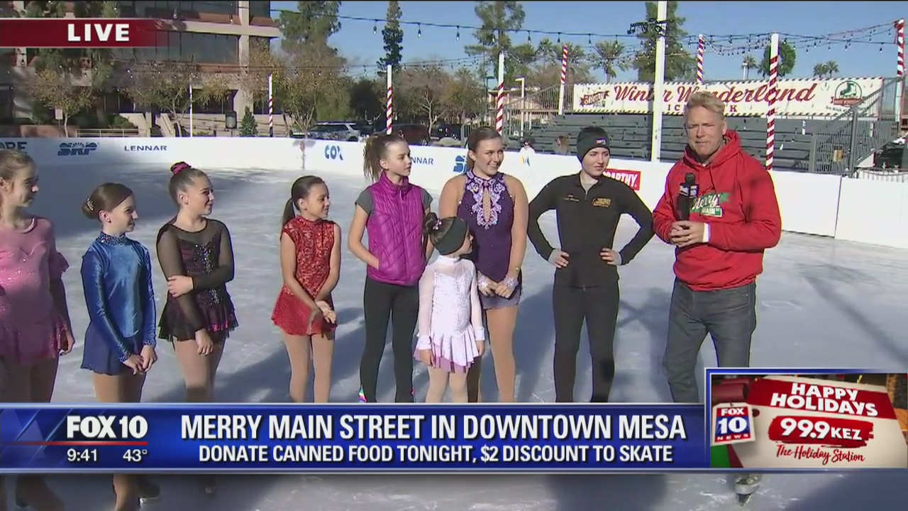 Cory's Corner: Merry Main Street