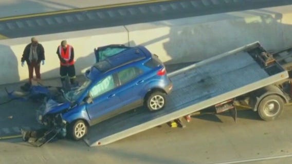Fatal crash shuts down NB I-57 near Sibley Blvd