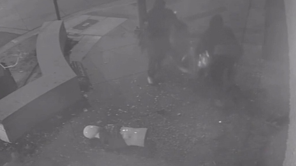 2 Burbank businesses hit by burglars