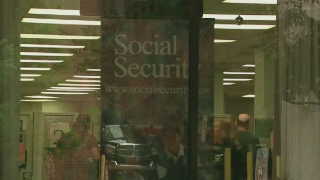 Early retirement could cost you thousands of dollars