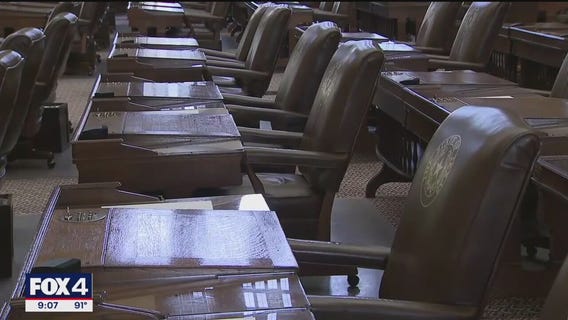 Texas Democrats quorum break continues as bills loom