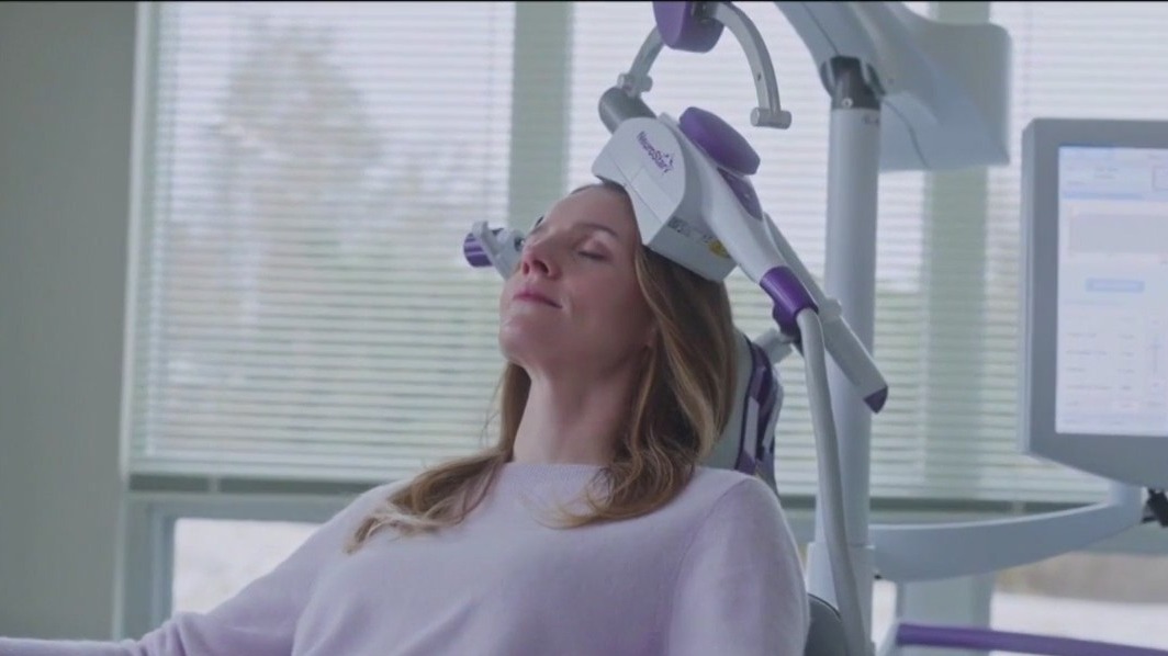 Depression treatment uses brain stimultion