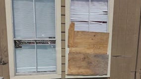 Mayor visits northeast Houston apartment where residents are living in ?deplorable conditions?