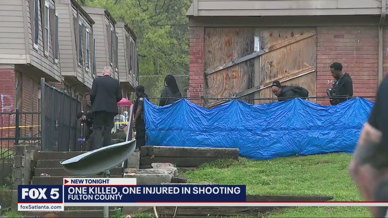 Deadly double shooting at SE Atlanta apartments | FOX 5 Atlanta