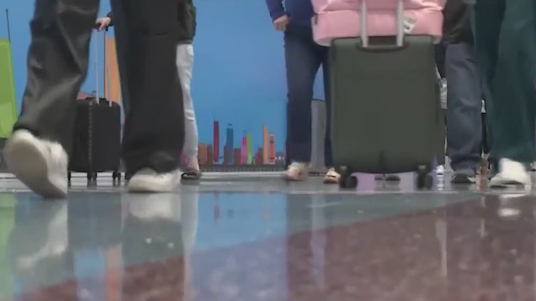 U.S. considering carry-on liquid limit change