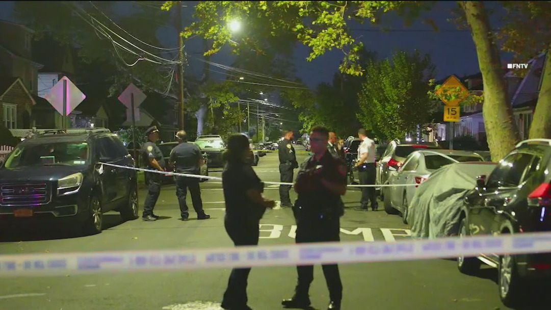 Queens shooting leaves 1 dead, 2 injured