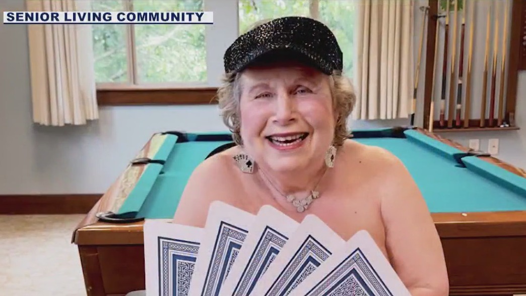 Senior citizens post for saucy charity calendar
