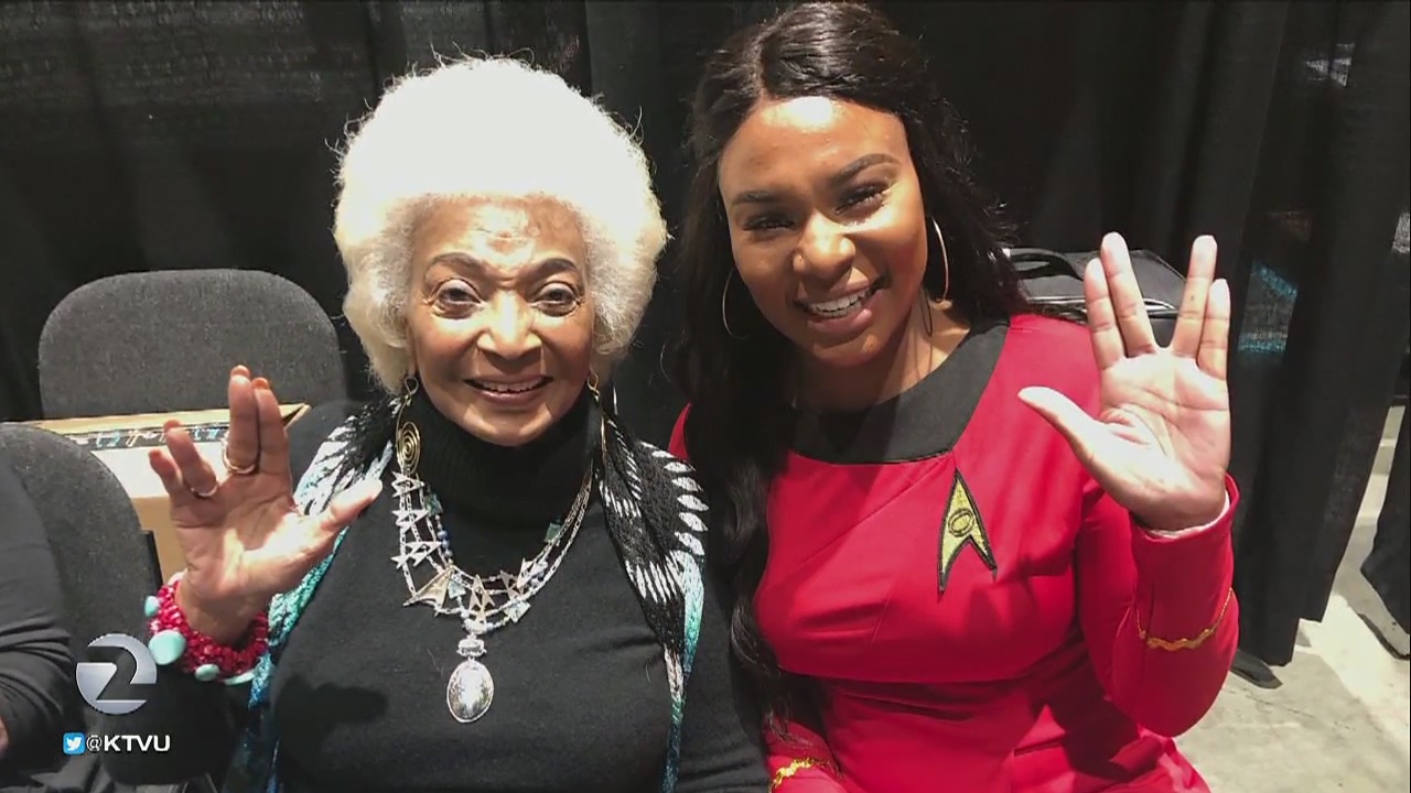 Cosplay and celebrities part of Silicon Valley Comic Con's fun