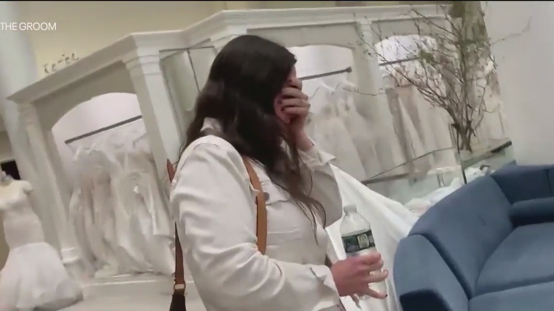 NY bride surprised with dream wedding dress