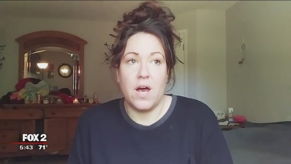 From rehab to social media star, Mom infuses humor in blogs about addiction