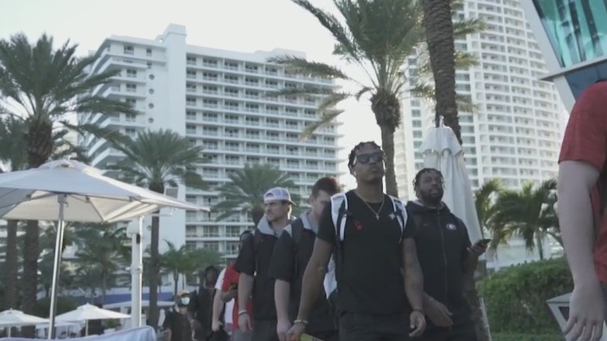 Bulldogs enjoy Miami ahead of Orange Bowl