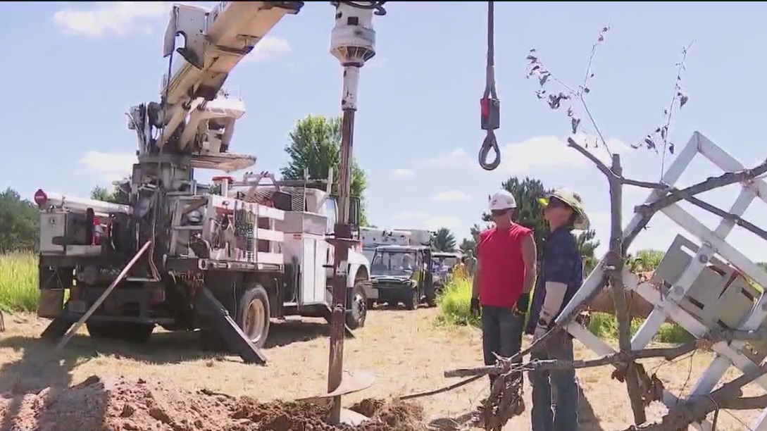 Osprey nests installed in Oconomowoc