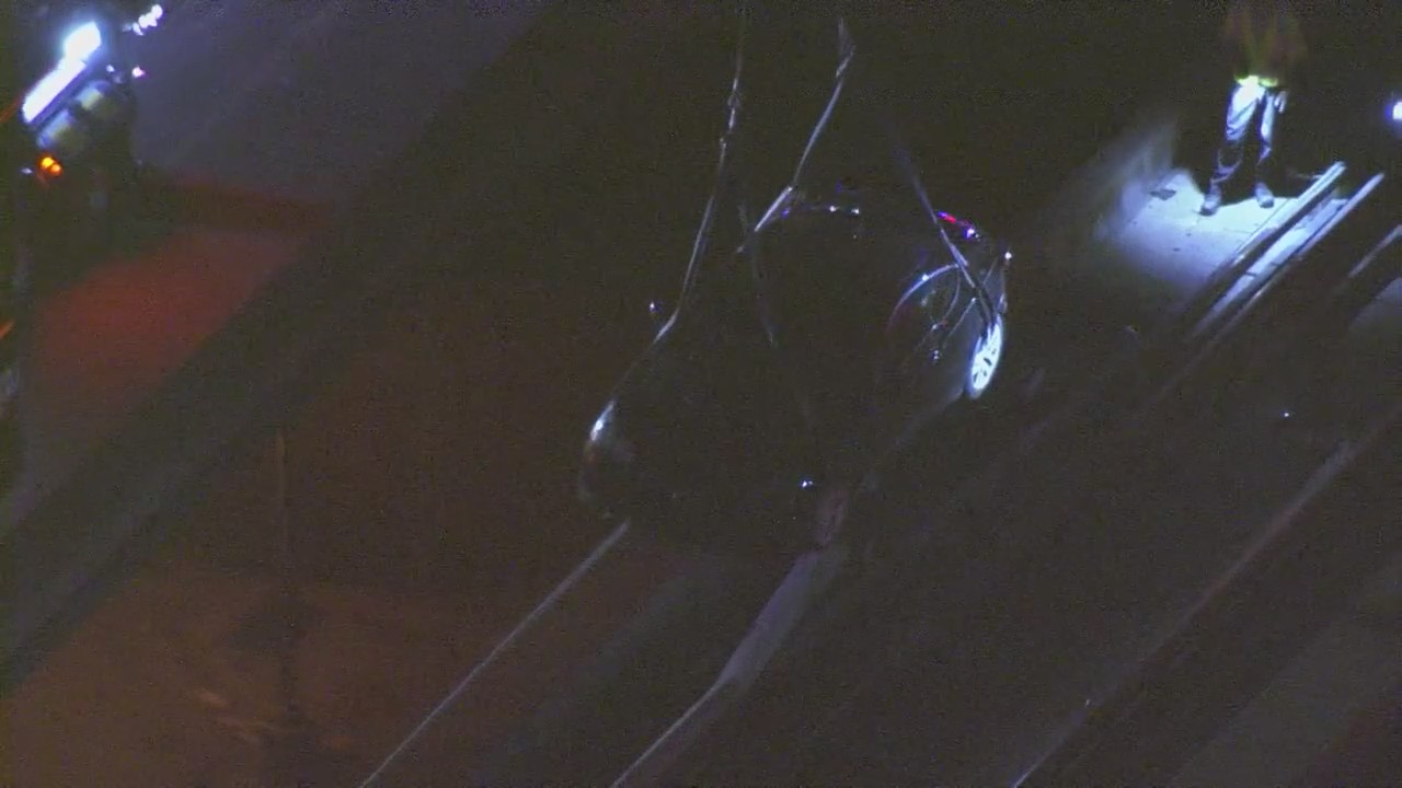 Watch: Crane lifts car from BART train track in Castro Valley