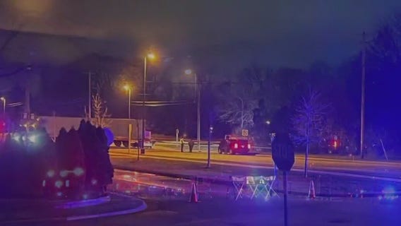 Off-duty officer seriously hurt in crash