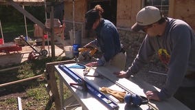 Jill of All Trades cuts and hangs siding