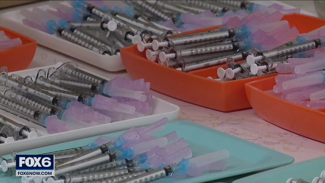 COVID cases rising in teens, pre-teens, Milwaukee health commissioner says