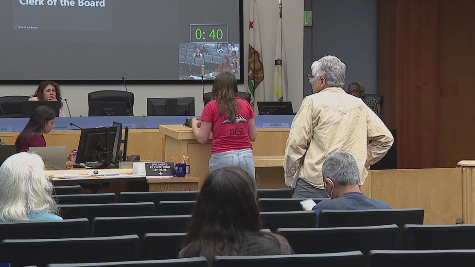 Immigrant advocates want 24/7 hotline in Alameda Co