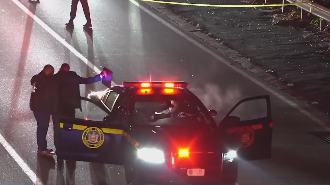 NY News Update - Trooper shot on Long Island