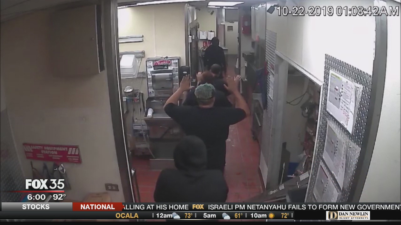 Robbers hold fast food employees at gunpoint