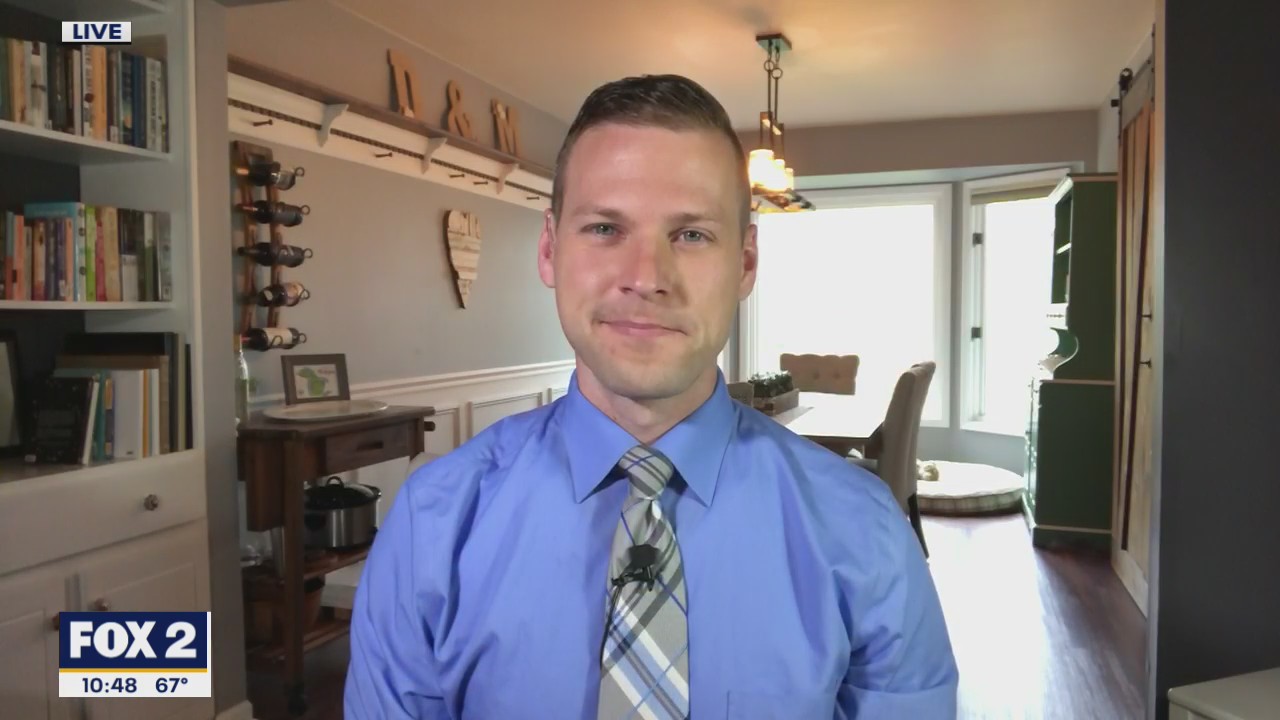 Derek Kevra gives third graders a lesson on how to present virtually