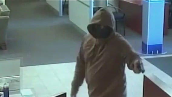 Man wanted for robbing Schaumburg bank