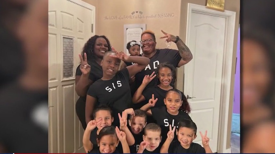 Arizona parents adopt child, making them a family of 12 | FOX 10 Phoenix