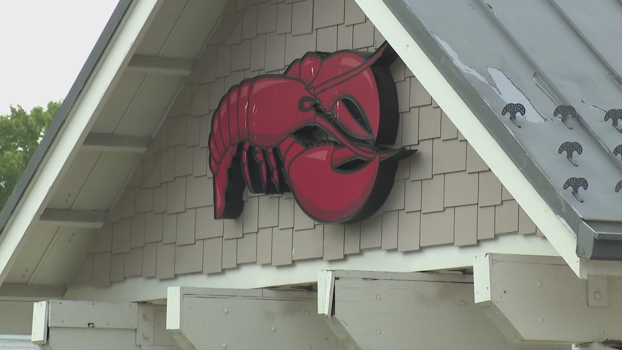 Some Red Lobsters closing
