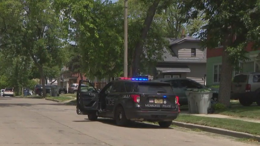 Milwaukee shots fired, 55th and Fairmount