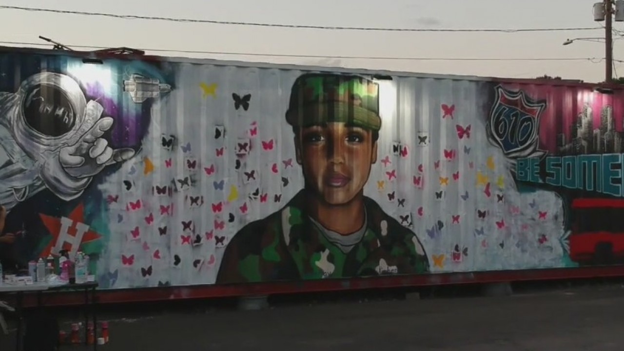 New mural going up honoring Vanessa Guillen