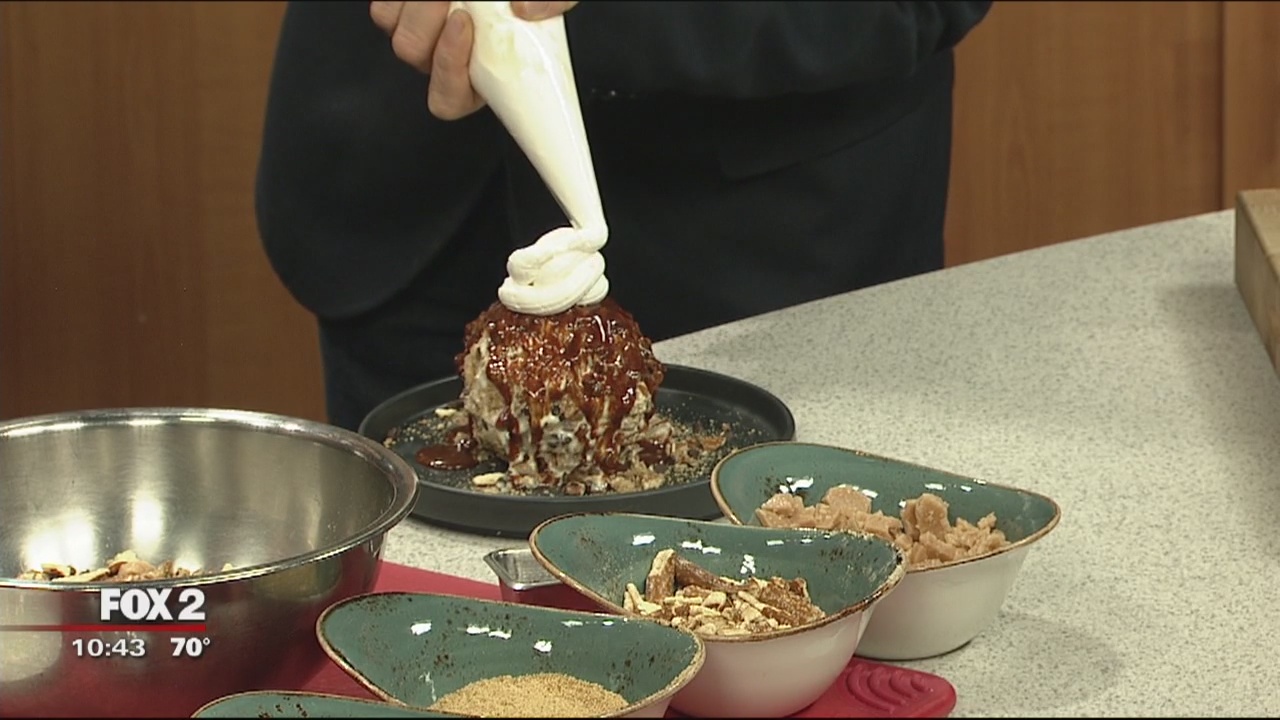 Cooking fall desserts with Hazel, Ravines and Downtown