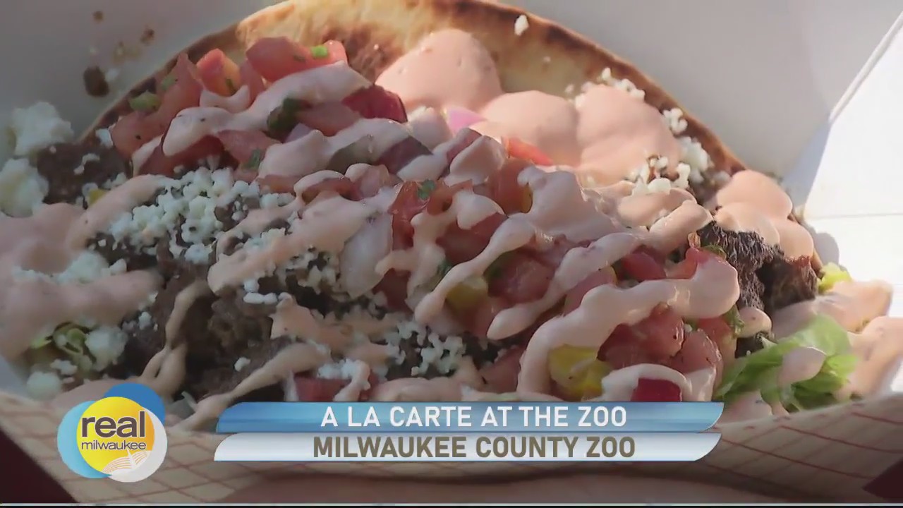 A La Carte At the Zoo; Food, music and animals