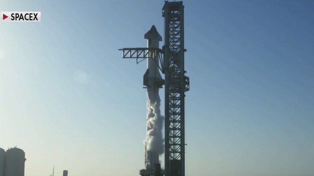 SpaceX scrubs Starship rocket launch