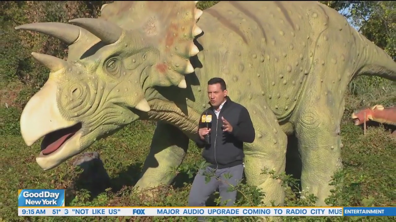 Iconic NJ dinosaur theme park selling its animatronics