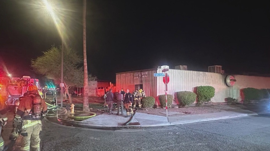 Fire breaks out at commercial laundry business in Phoenix