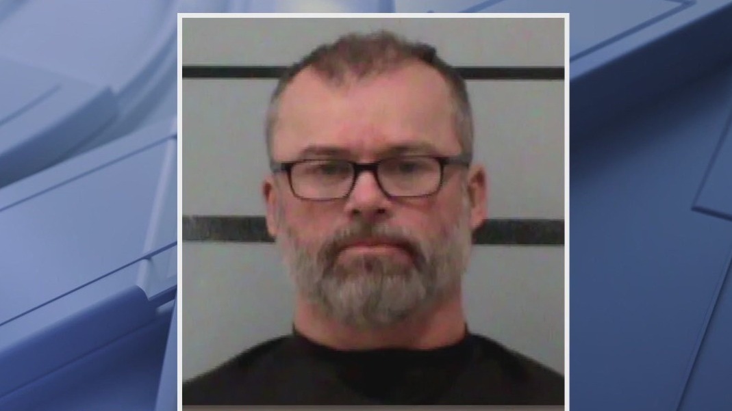 Man sentenced for threatening Arizona election officials | FOX 10 Phoenix