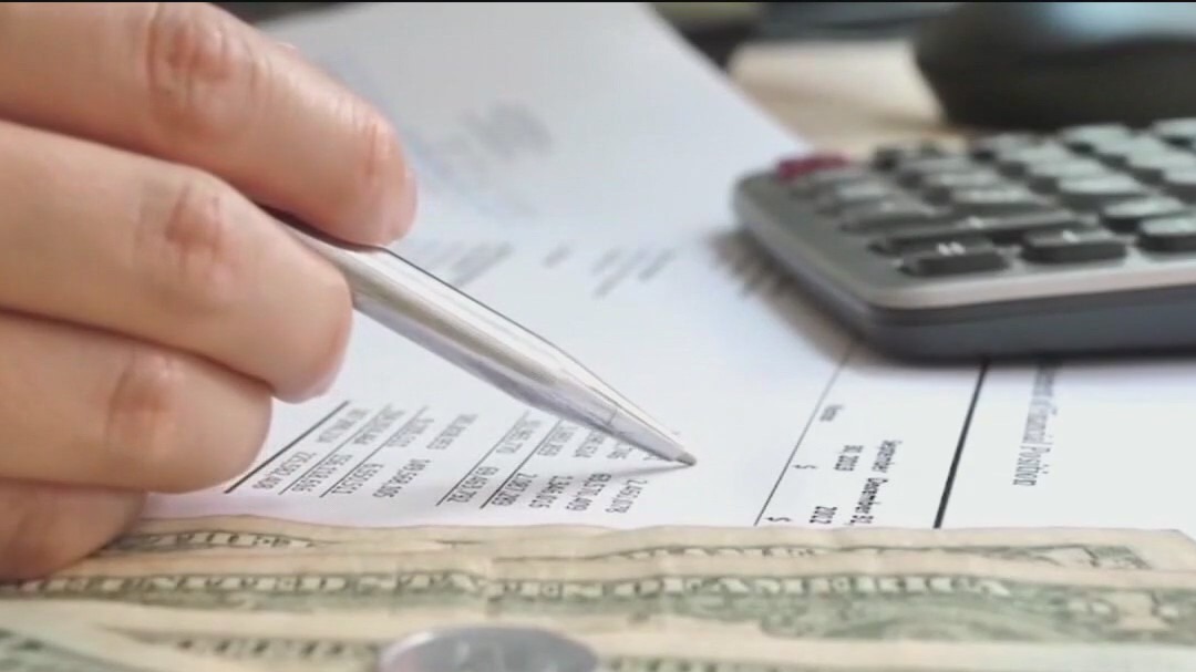 Student loan payments: Here's what to know if your loans are in default