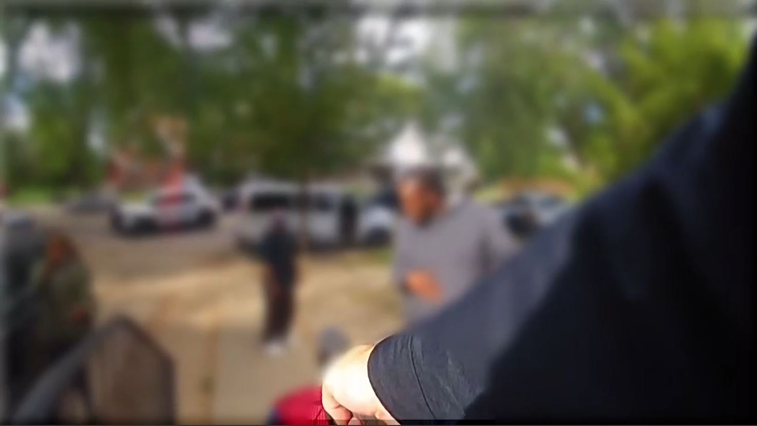 DPD bodycam shows officer pulling gun during east side arrest
