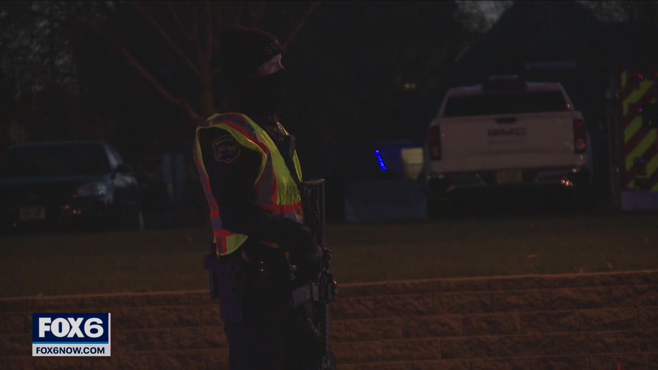 West Bend Christmas parade steps off after Waukesha tragedy