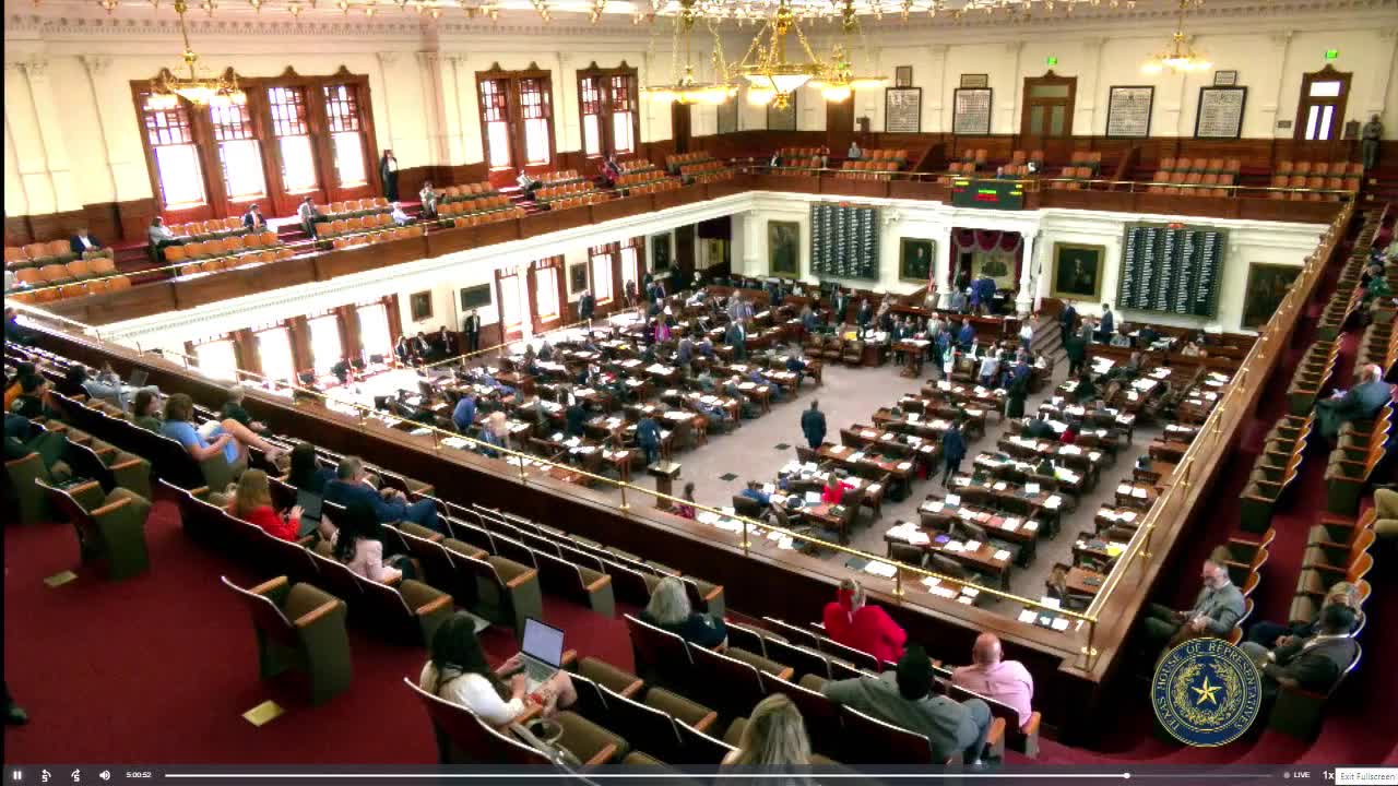 Dallas school shooting: TX House's moment of silence