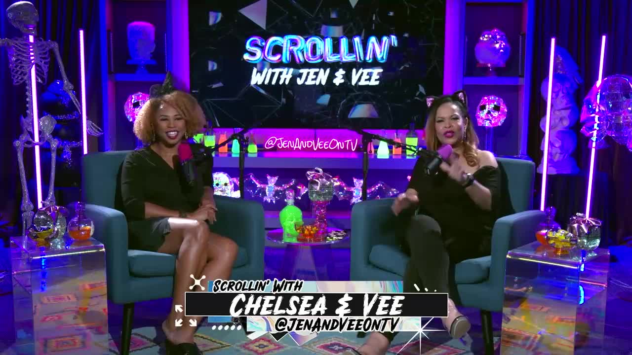 Santa's Got a Side Hustle | Scrollin' With Jen & Vee