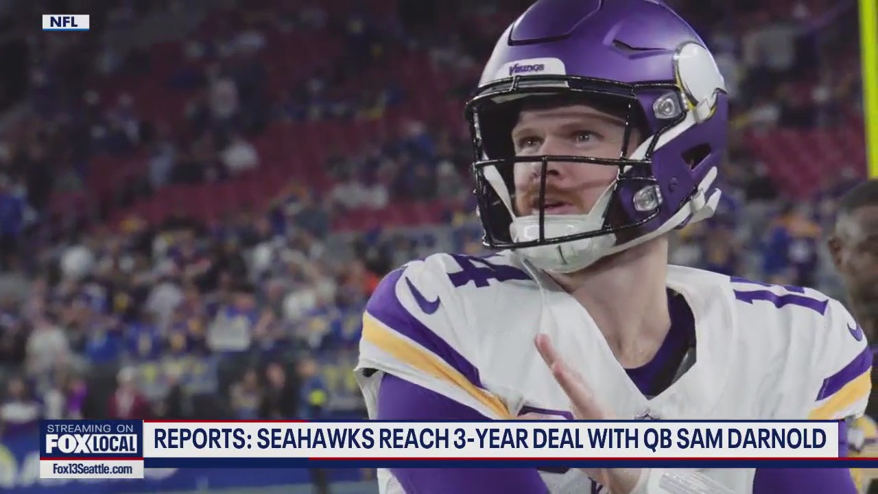 Seahawks sign 3-year deal with Sam Darnold