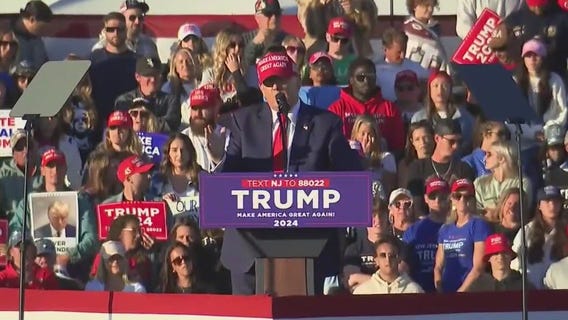 Polls show tight race for the White House