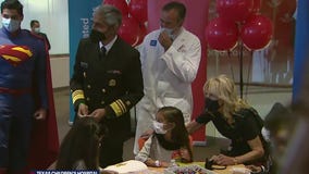 FLOTUS, US Surgeon General arrives in Houston to encourage pediatric COVID-19 vaccinations
