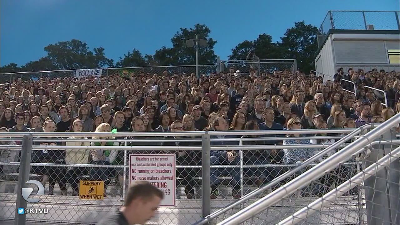 Thousands attend vigil for Danville student found dead in pool